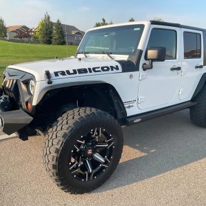 2011 Jeep Wrangler Unlimited Rubicon (2)
