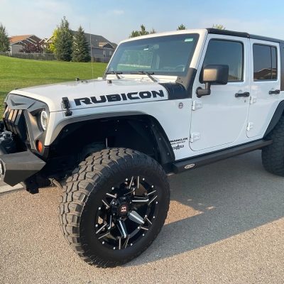 2011 Jeep Wrangler Unlimited Rubicon (2)